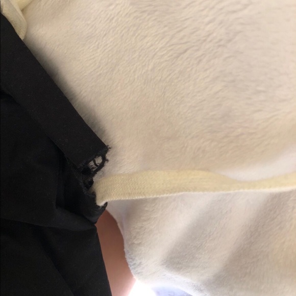 Los Angeles pullover windbreaker/jacket - Picture 3 of 3